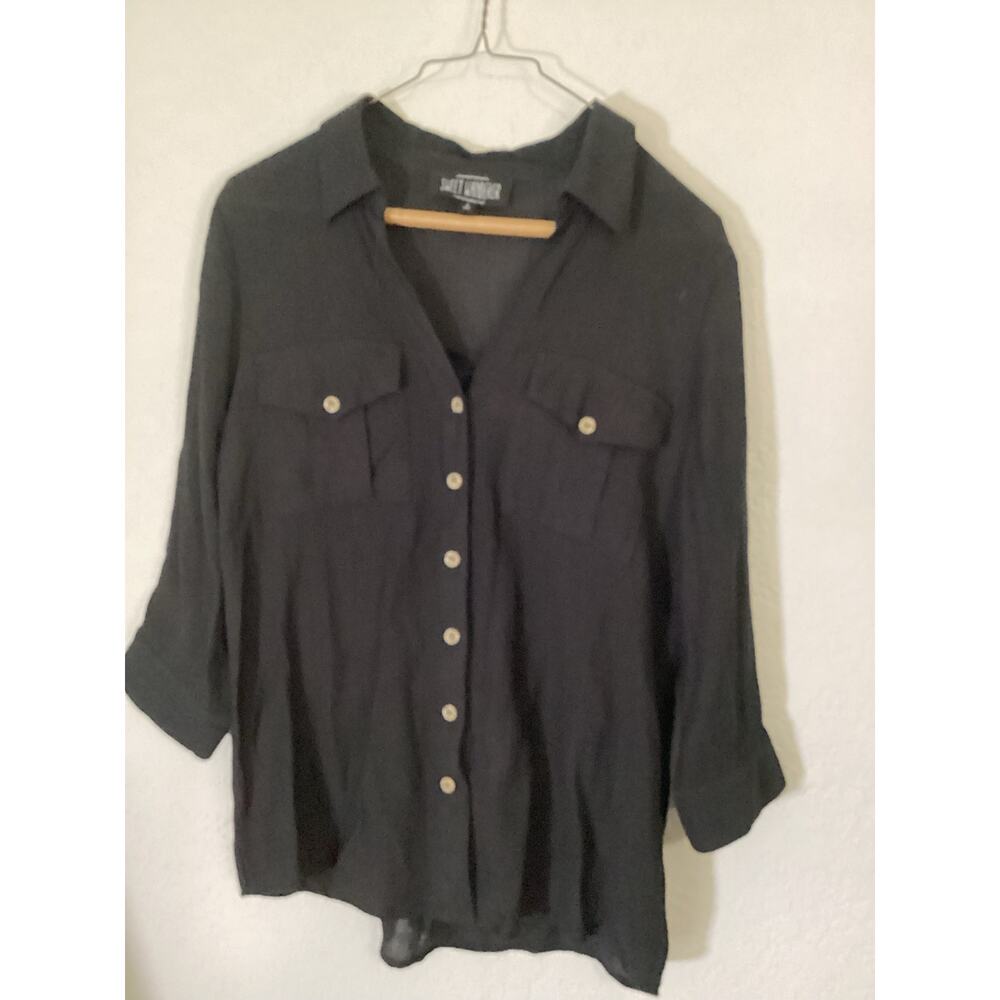 Sweet Wanderer Button Up Shirt Women's Size M Black Collared Breast Pockets